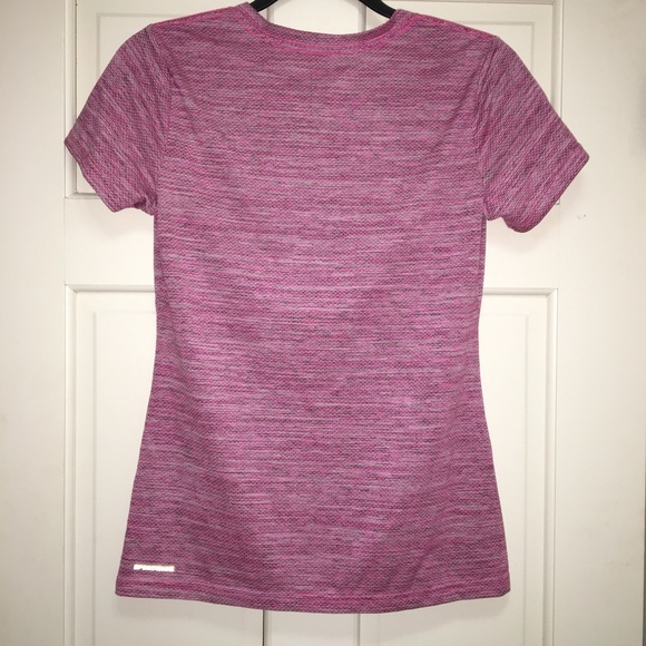 Reebok Workout Shirt Speed Wick Size Small - Picture 2 of 8